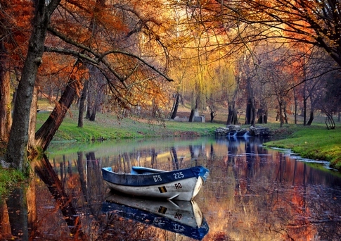 jesień - rzeka-jesien-odka.jpeg